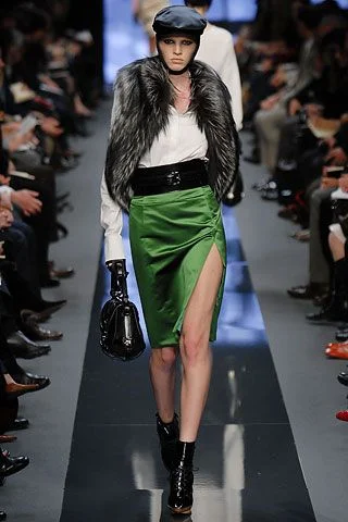 Look 28